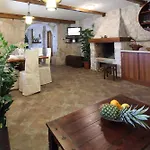 Holiday home Family Friendly House With A Swimming Pool - 22882 Makarska