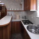 Family Friendly House With A Swimming Pool - 22882 Hébergement de vacances *
