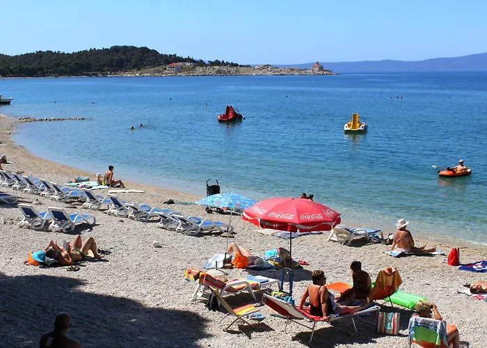 Family Friendly House With A Swimming Pool - 22882 Tatil Evi *